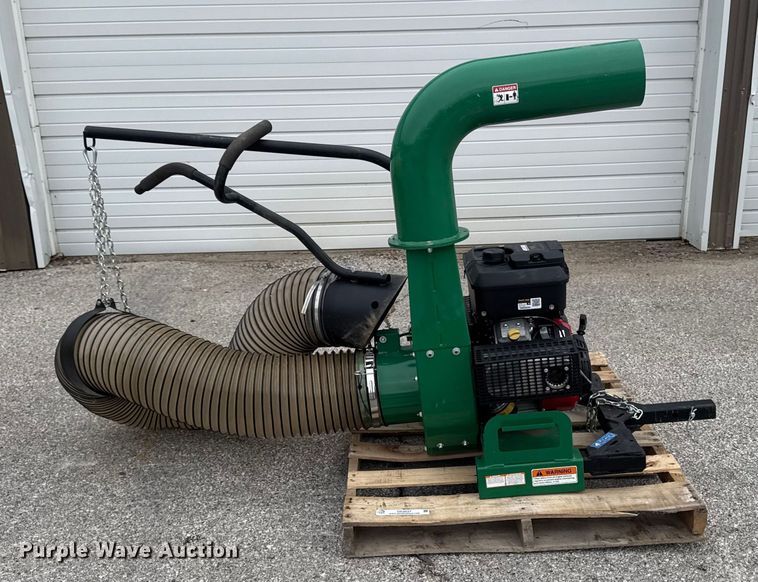 image for item OE9527 Billy Goat DL1801VE debris vacuum