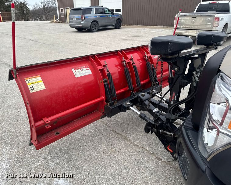 image for item OE9530 2012 Ford F450 Super Duty dump truck