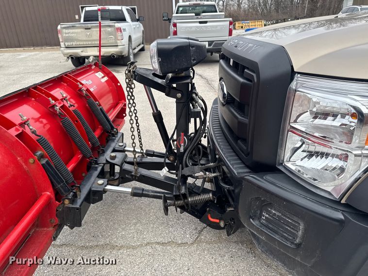 image for item OE9530 2012 Ford F450 Super Duty dump truck