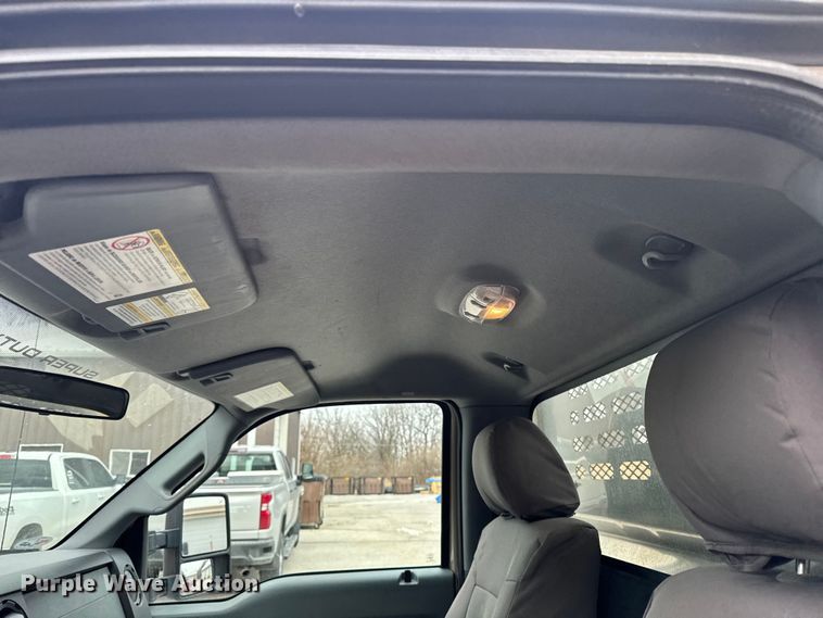 image for item OE9530 2012 Ford F450 Super Duty dump truck