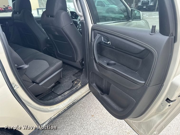 image for item OE9531 2016 Chevrolet Traverse SUV