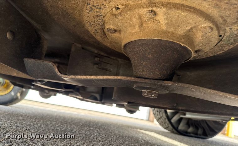 image for item OE9533 2018 John Deere Z994R ZTR lawn mower