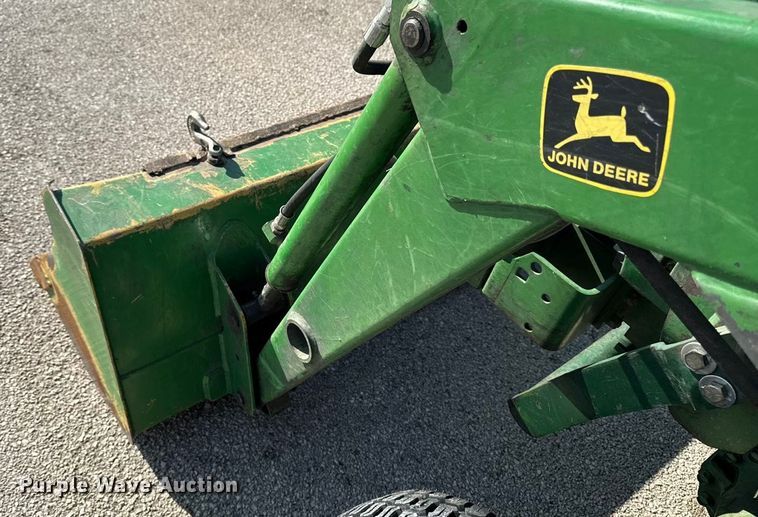 image for item OE9535 John Deere 1070 MFWD tractor