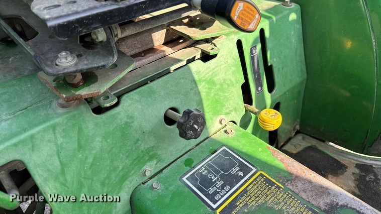 image for item OE9535 John Deere 1070 MFWD tractor