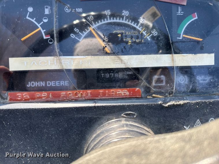 image for item OE9535 John Deere 1070 MFWD tractor