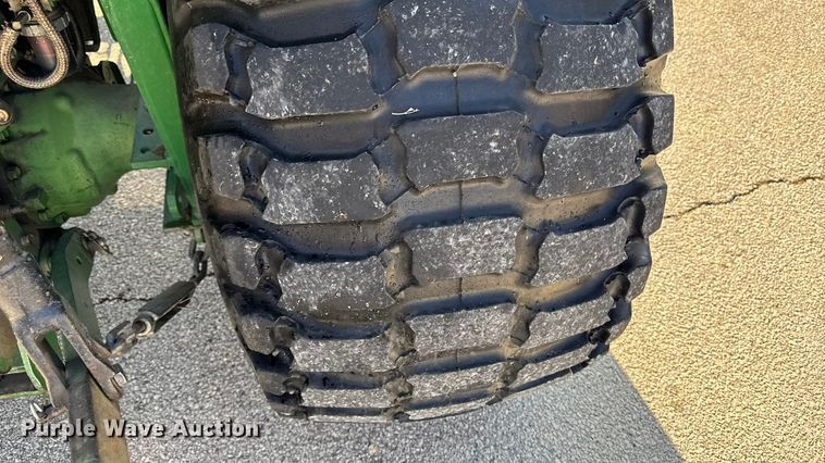 image for item OE9535 John Deere 1070 MFWD tractor