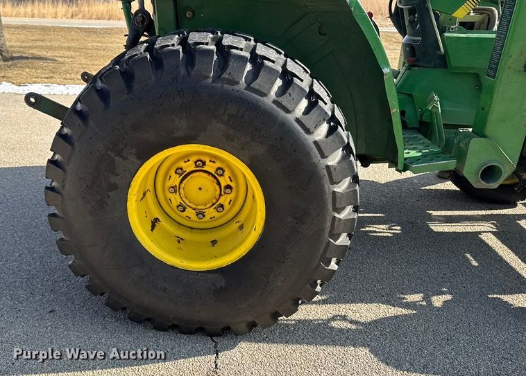 image for item OE9535 John Deere 1070 MFWD tractor