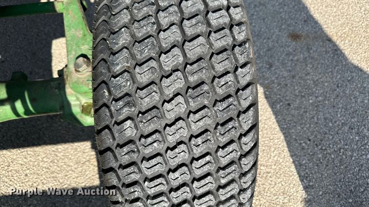 image for item OE9535 John Deere 1070 MFWD tractor