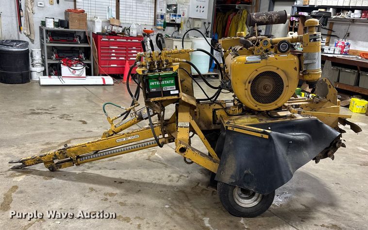 image for item OE9537 2015 Vermeer 630A stump grinder