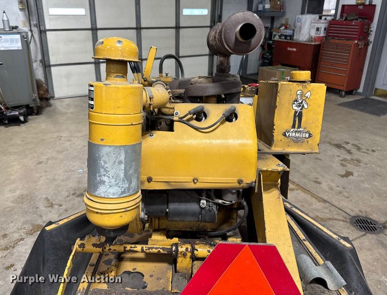 image for item OE9537 2015 Vermeer 630A stump grinder