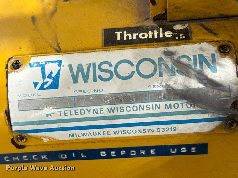 image for item OE9537 2015 Vermeer 630A stump grinder