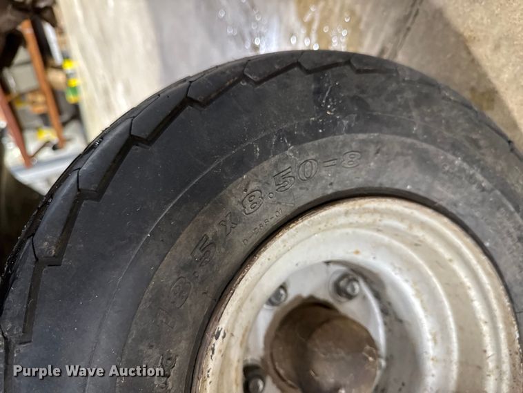 image for item OE9537 2015 Vermeer 630A stump grinder