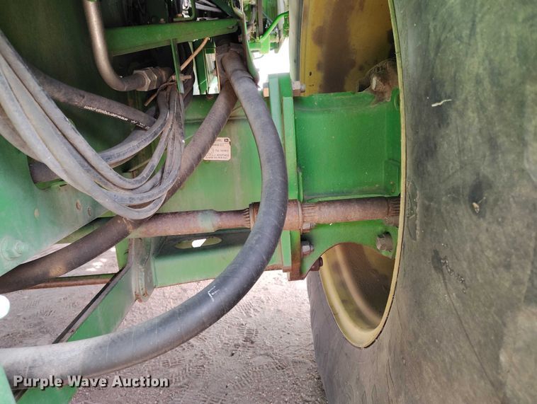 image for item DT0834 2004 John Deere 9660 STS combine