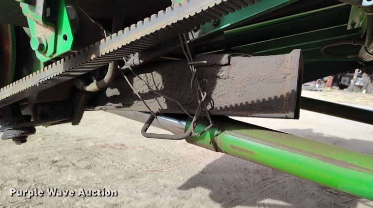 image for item DT0834 2004 John Deere 9660 STS combine