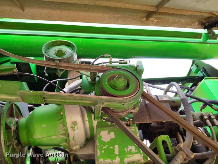 image for item DT0834 2004 John Deere 9660 STS combine