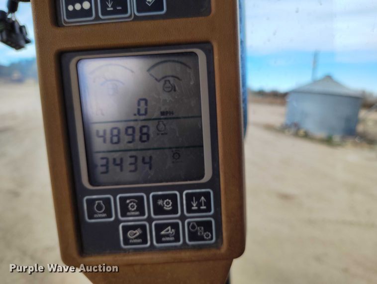 image for item DT0834 2004 John Deere 9660 STS combine