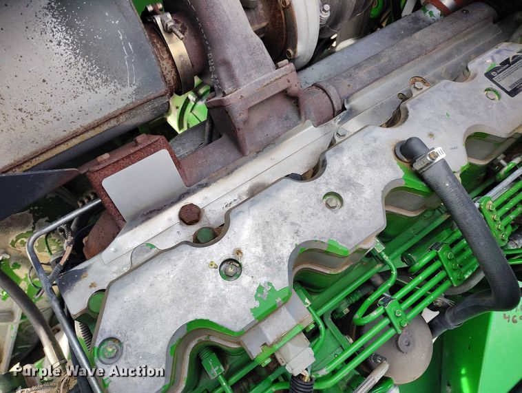 image for item DT0834 2004 John Deere 9660 STS combine