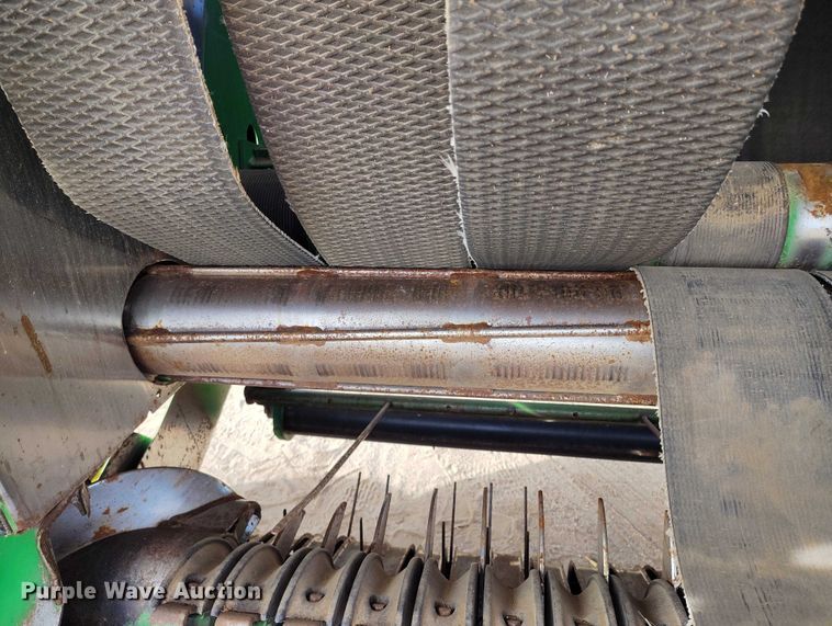 image for item DT0835 John Deere 569 Premium round baler