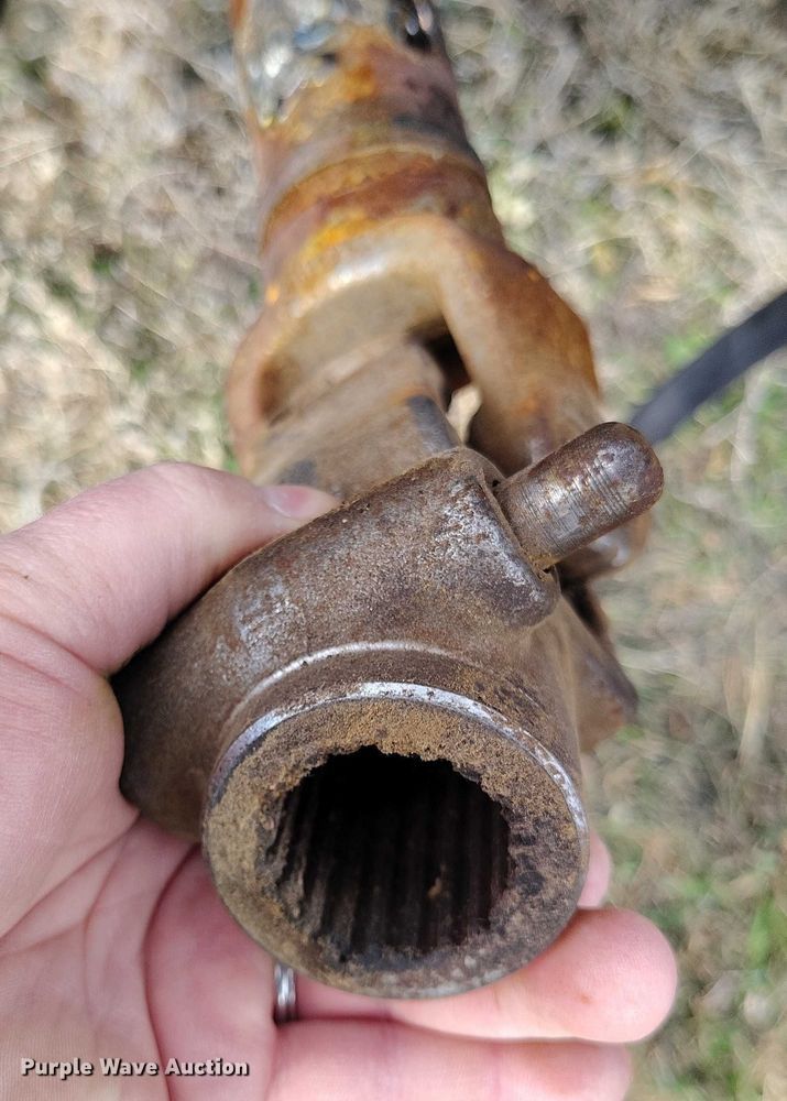 image for item DT0836 1997 Macdon 960 draper head