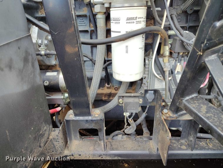 image for item DT0837 2003 New Holland CR960 combine