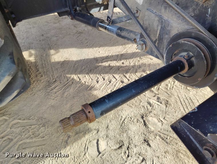 image for item DT0839 Gleaner R52 combine