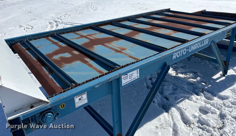 image for item DU6983 Roto round baler unroller