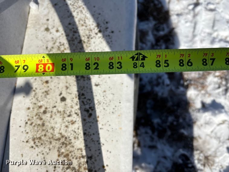 image for item DU6987 1973 W-W livestock trailer