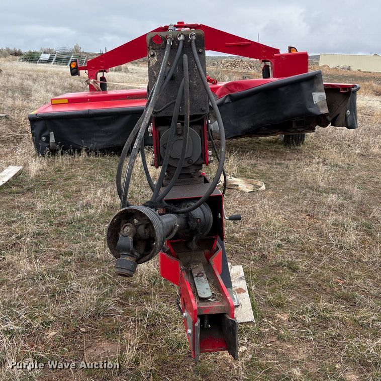 image for item EC8255 2020 Massey Ferguson 1393 swather / windrower