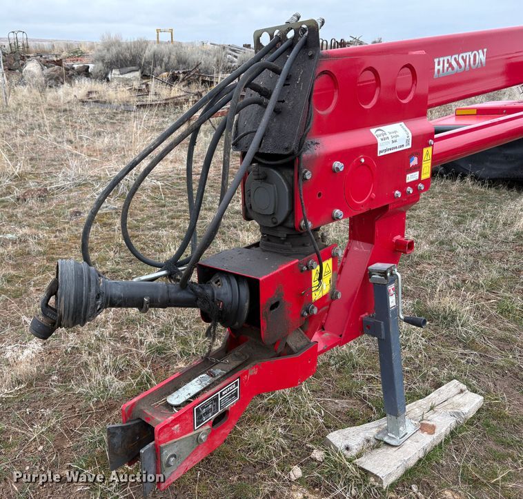 image for item EC8255 2020 Massey Ferguson 1393 swather / windrower