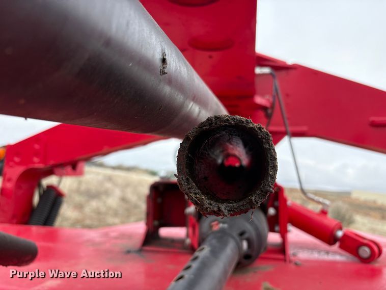 image for item EC8255 2020 Massey Ferguson 1393 swather / windrower