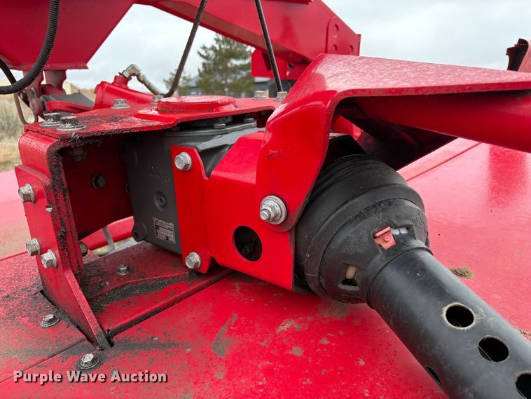 image for item EC8255 2020 Massey Ferguson 1393 swather / windrower