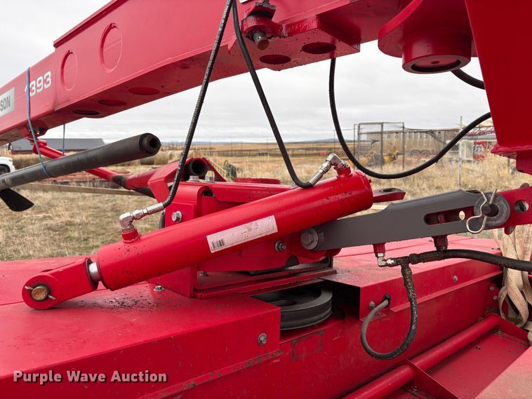 image for item EC8255 2020 Massey Ferguson 1393 swather / windrower