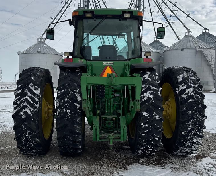 image for item EF2384 1998 John Deere 8200 tractor