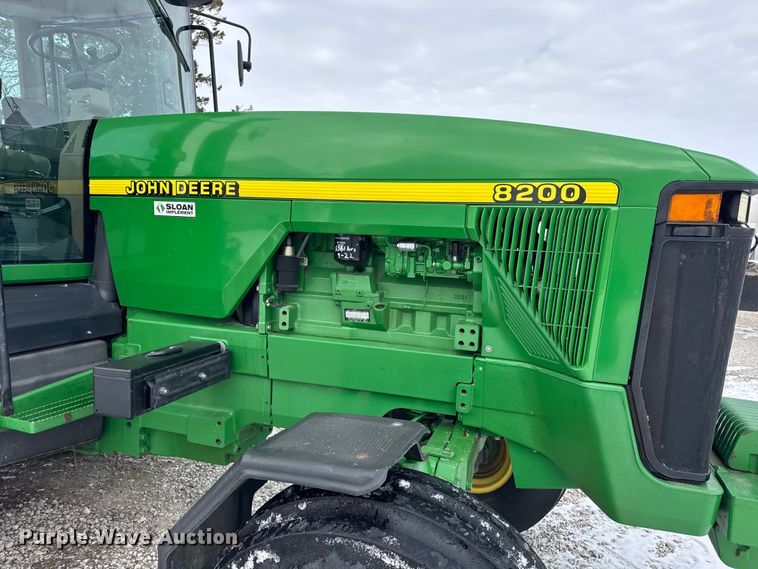 image for item EF2384 1998 John Deere 8200 tractor