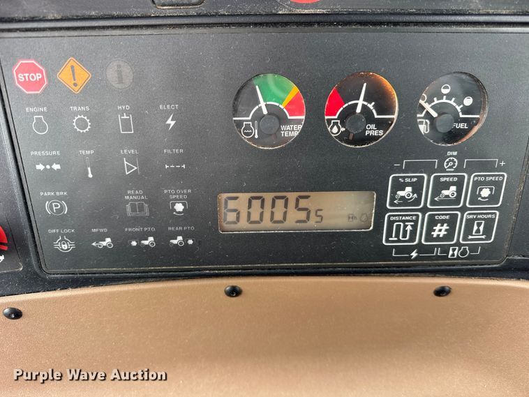 image for item EF2384 1998 John Deere 8200 tractor