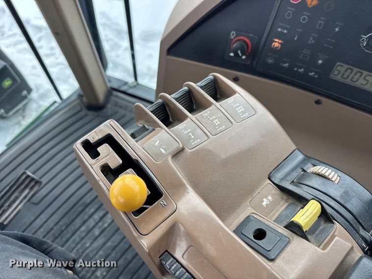 image for item EF2384 1998 John Deere 8200 tractor