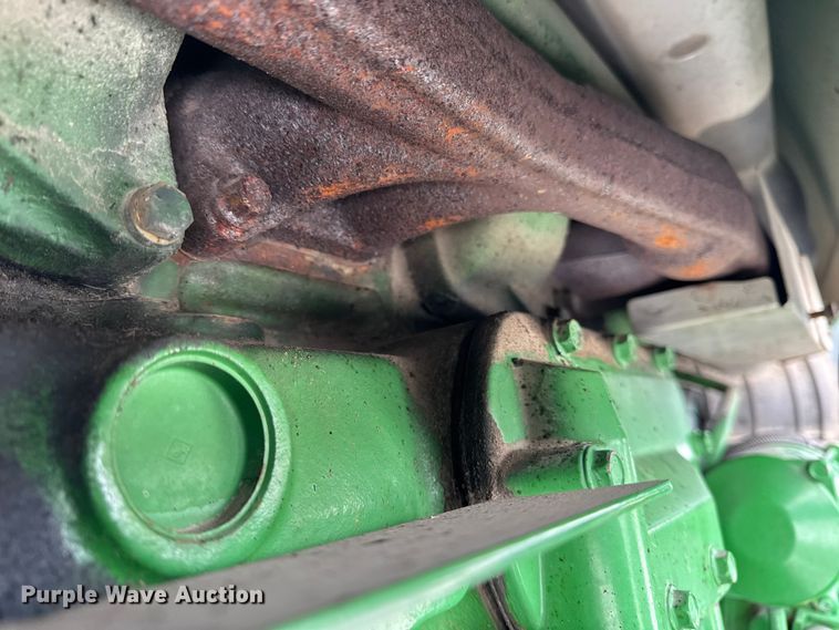 image for item EF2384 1998 John Deere 8200 tractor