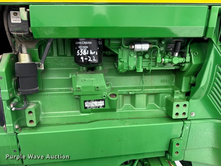 image for item EF2384 1998 John Deere 8200 tractor