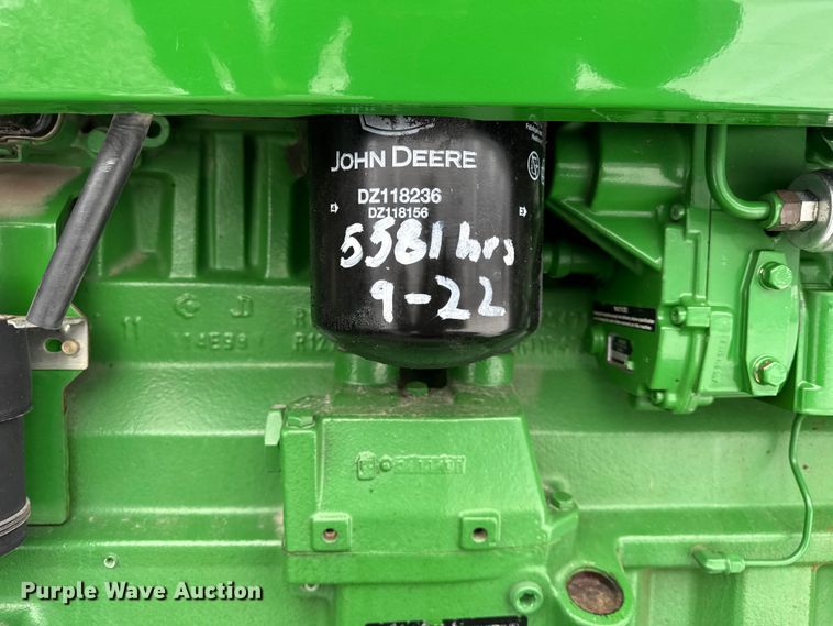 image for item EF2384 1998 John Deere 8200 tractor