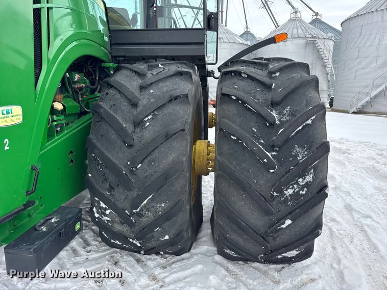 image for item EF2385 2013 John Deere 9510R 4WD tractor