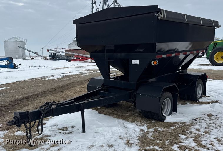 image for item EF2386 Gravity wagon