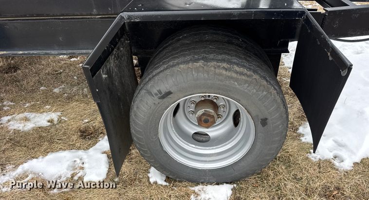 image for item EF2386 Gravity wagon