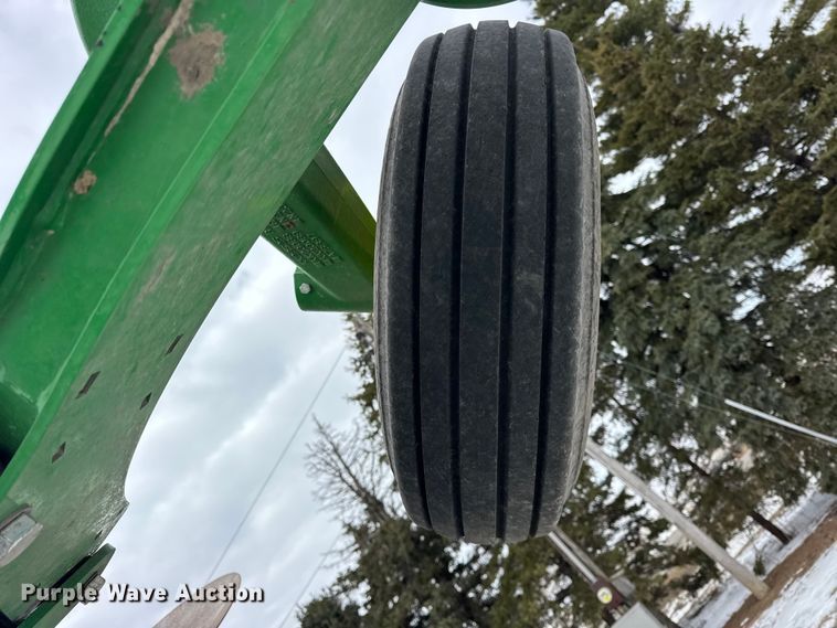 image for item EF2388 2021 John Deere 2720 disk ripper