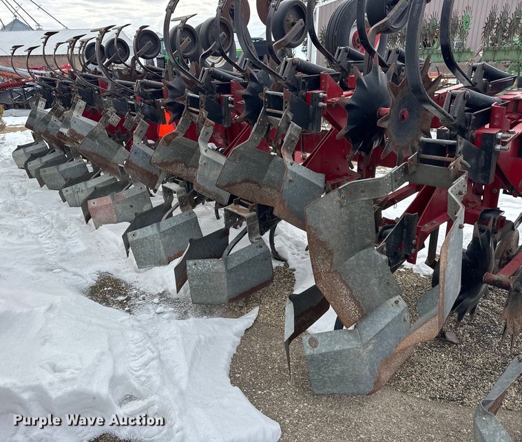 image for item EF2391 J.I. Case 183 row crop cultivator