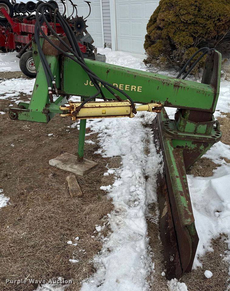 image for item EF2392 John Deere 155 blade