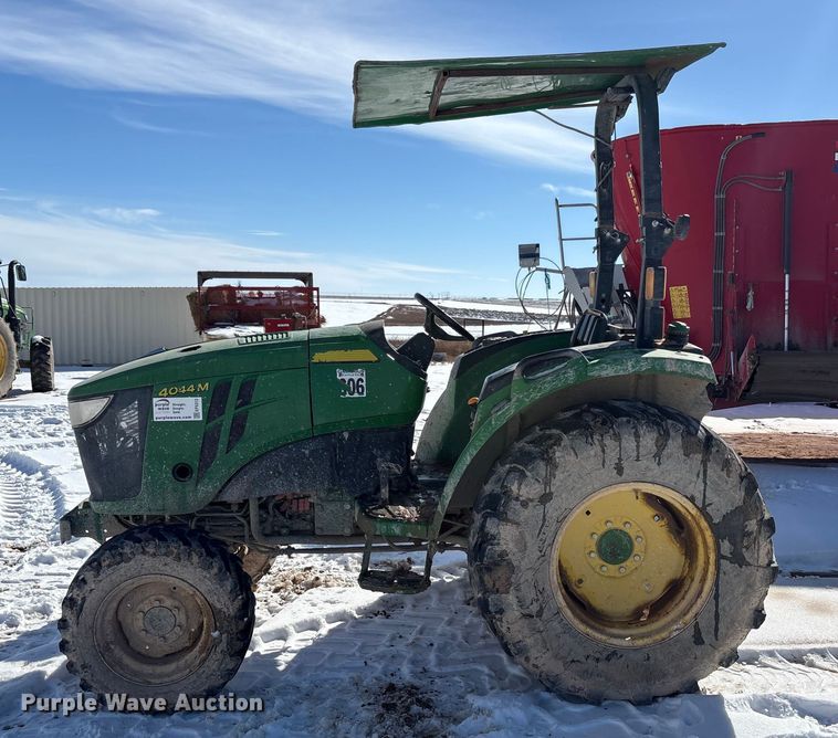 image for item EF6312 2019 John Deere 4044M MFWD tractor