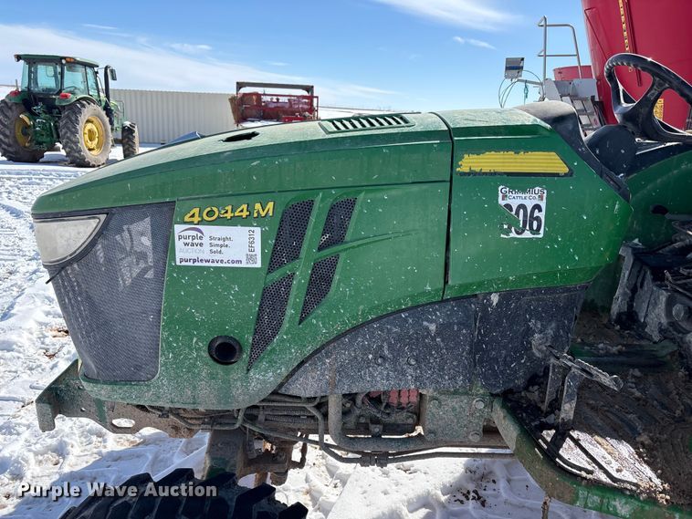 image for item EF6312 2019 John Deere 4044M MFWD tractor