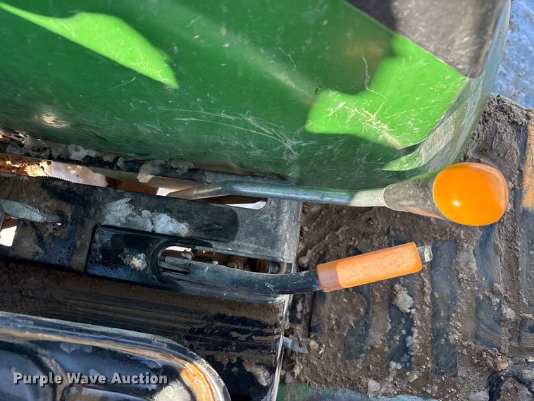 image for item EF6312 2019 John Deere 4044M MFWD tractor