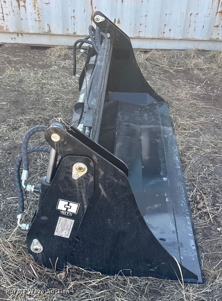 image for item EN0253 2025 Giyi four-in-one bucket