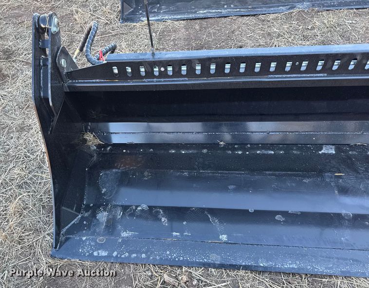 image for item EN0253 2025 Giyi four-in-one bucket